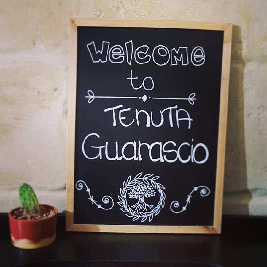 Tenuta Guarascio カヴァッリーノ・ディ・レッチェ エクステリア 写真